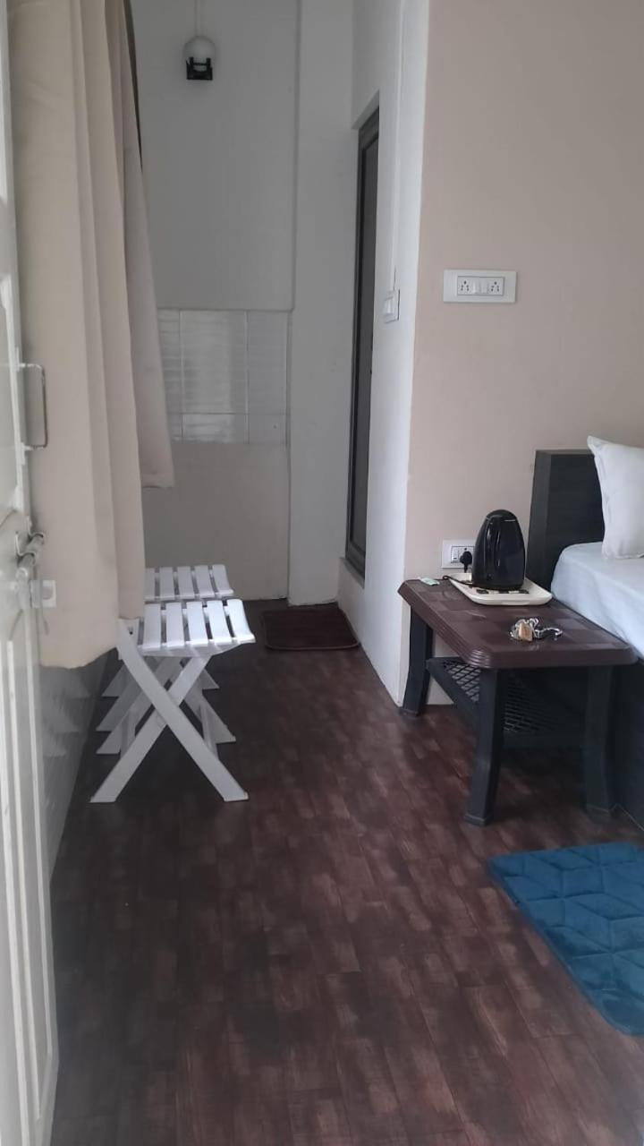 Rolyda Guest House Σιλόνγκ Εξωτερικό φωτογραφία