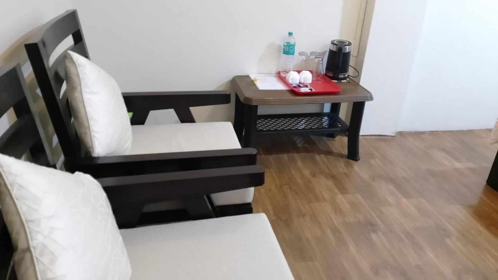 Rolyda Guest House Σιλόνγκ Εξωτερικό φωτογραφία