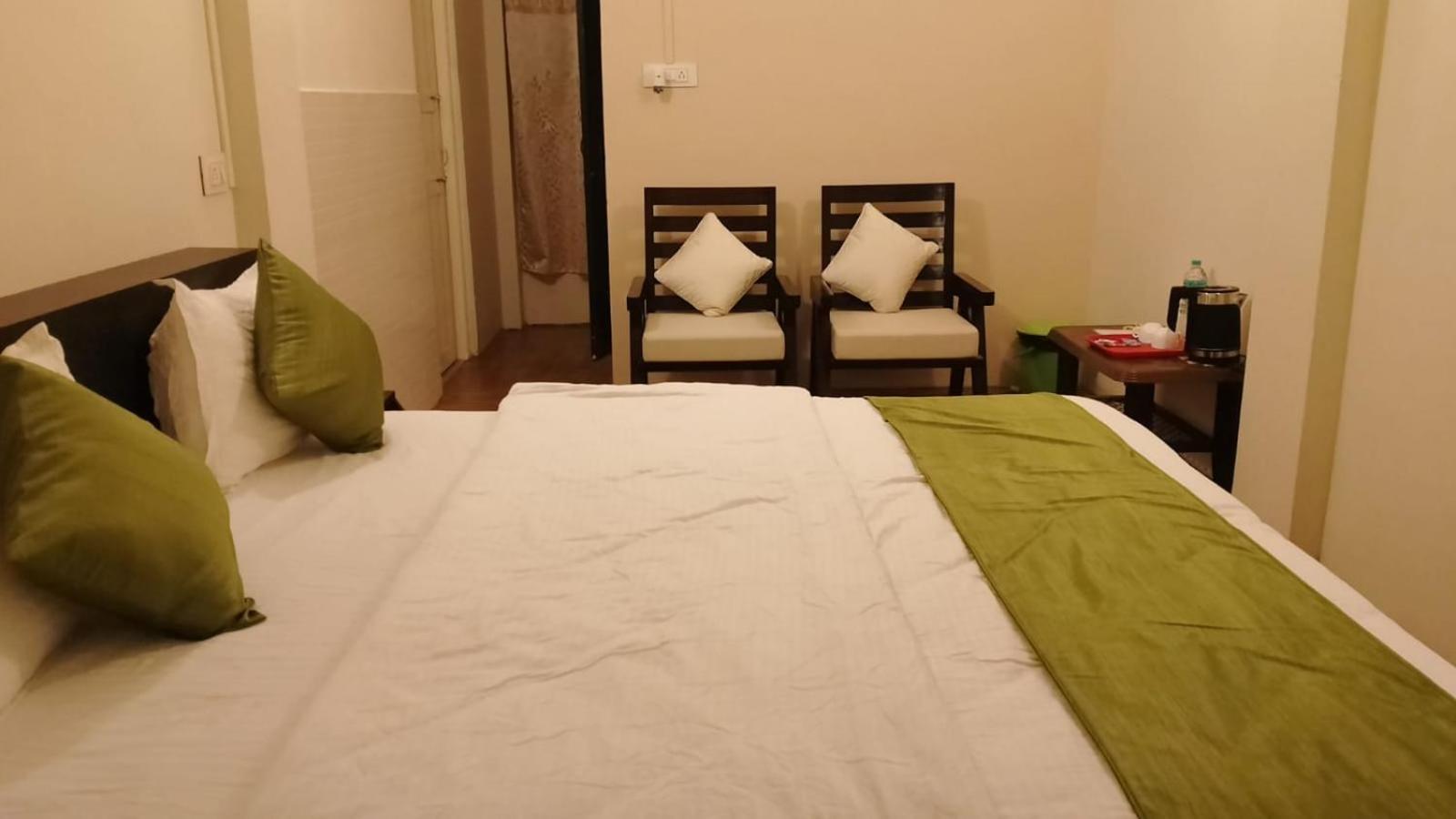 Rolyda Guest House Σιλόνγκ Εξωτερικό φωτογραφία